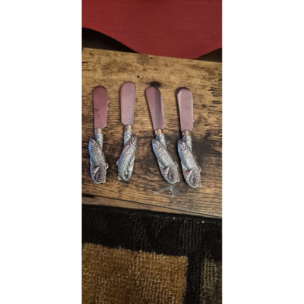 Set of 4 Stainless Cheese Spreader Knives Arthur Court Salmon Fish Handle EUC